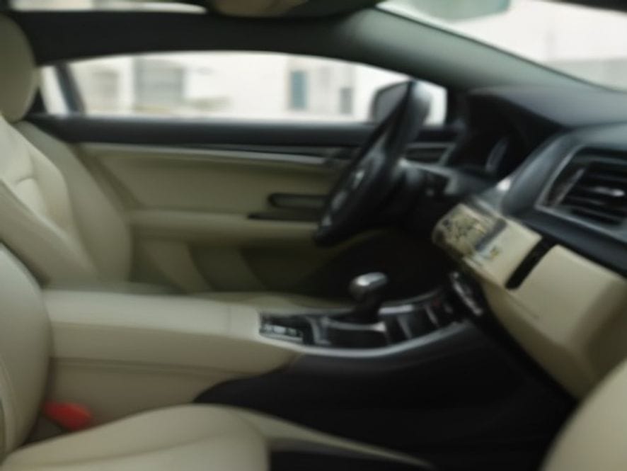 car interior cleaning detailing